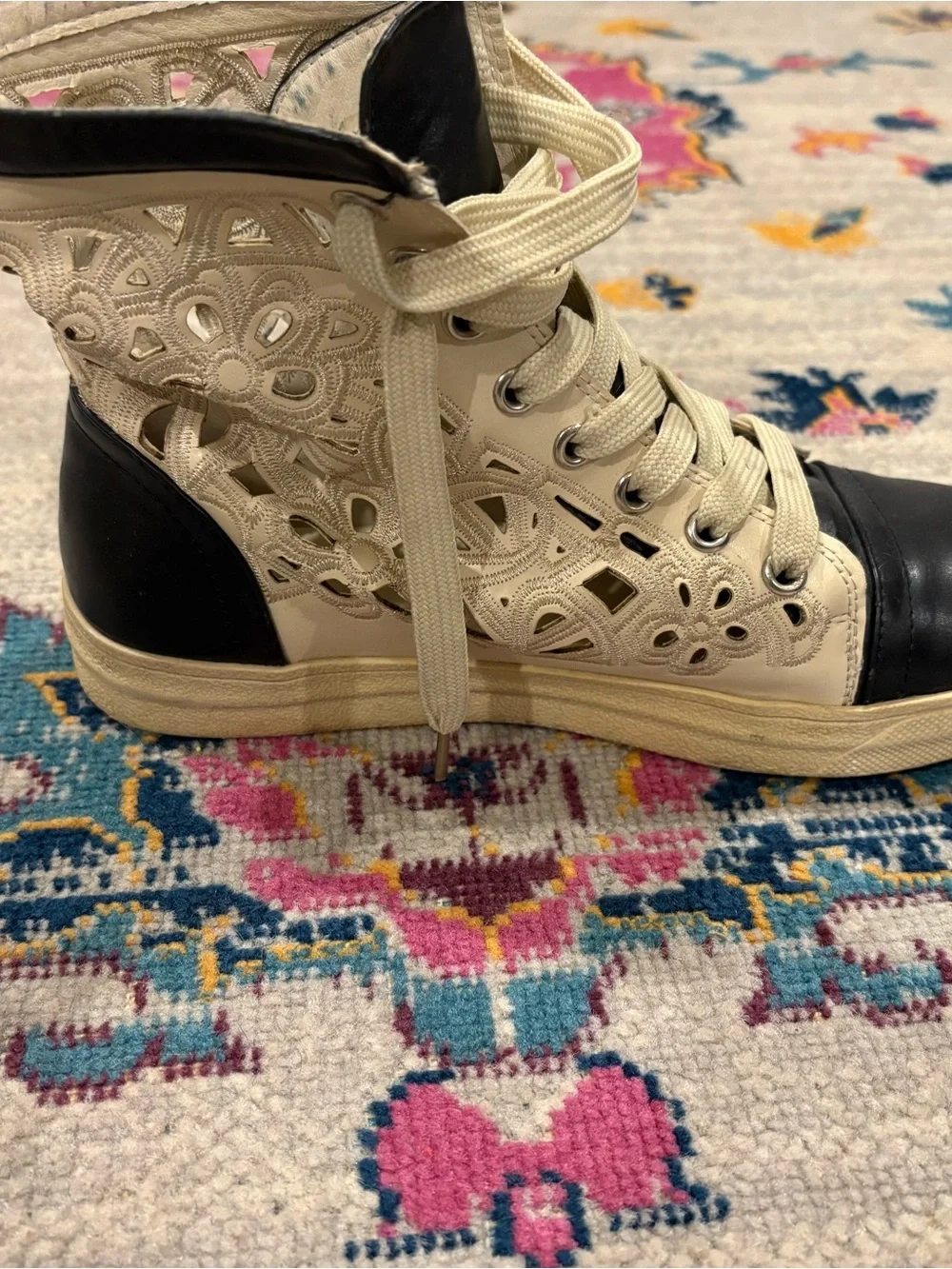 Women's Lace-Cut Ankle Bootie in Cream and Black